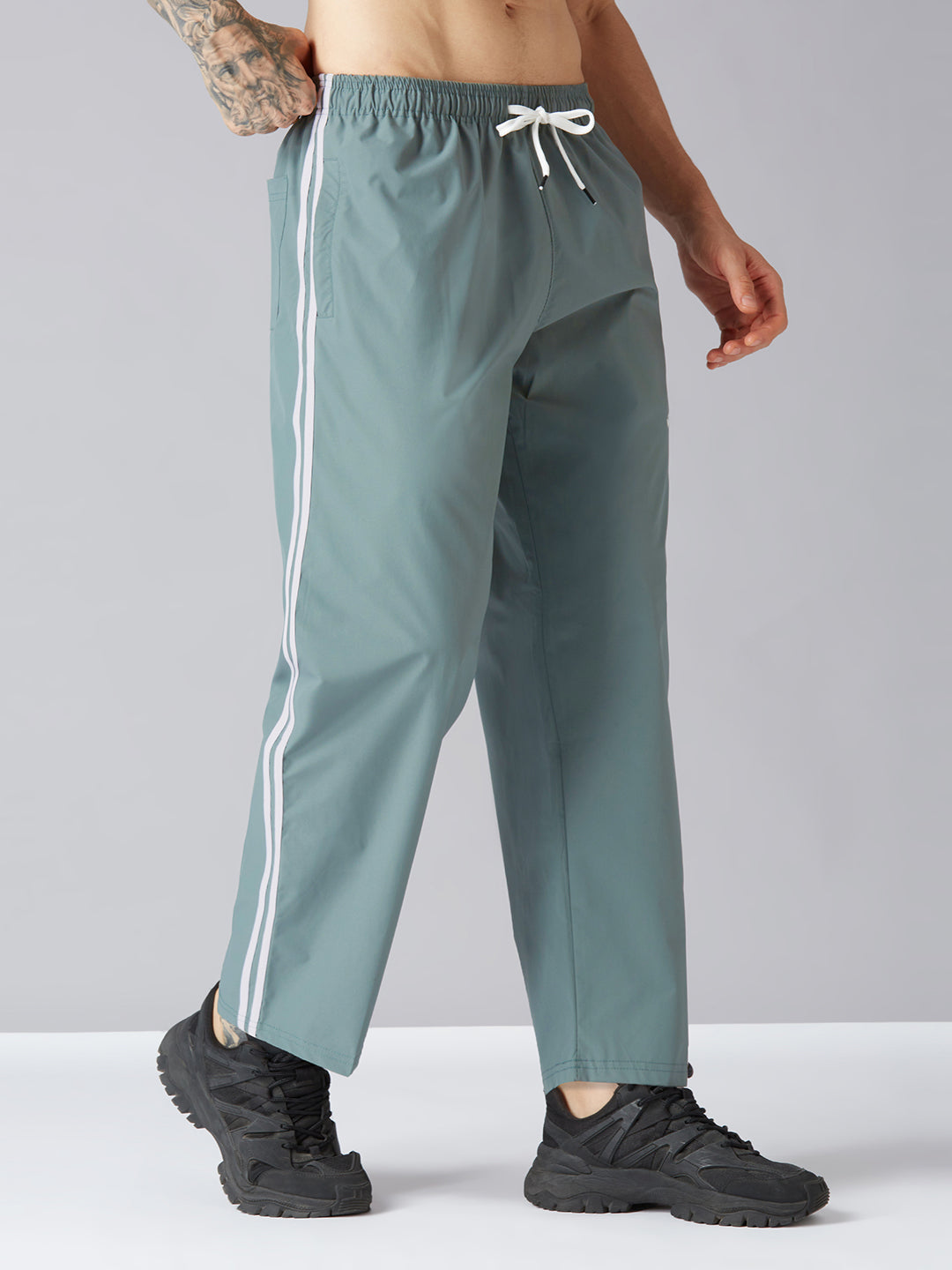 Men's Baggy Track Pants Loose Fit Joggers Straight Fit Track