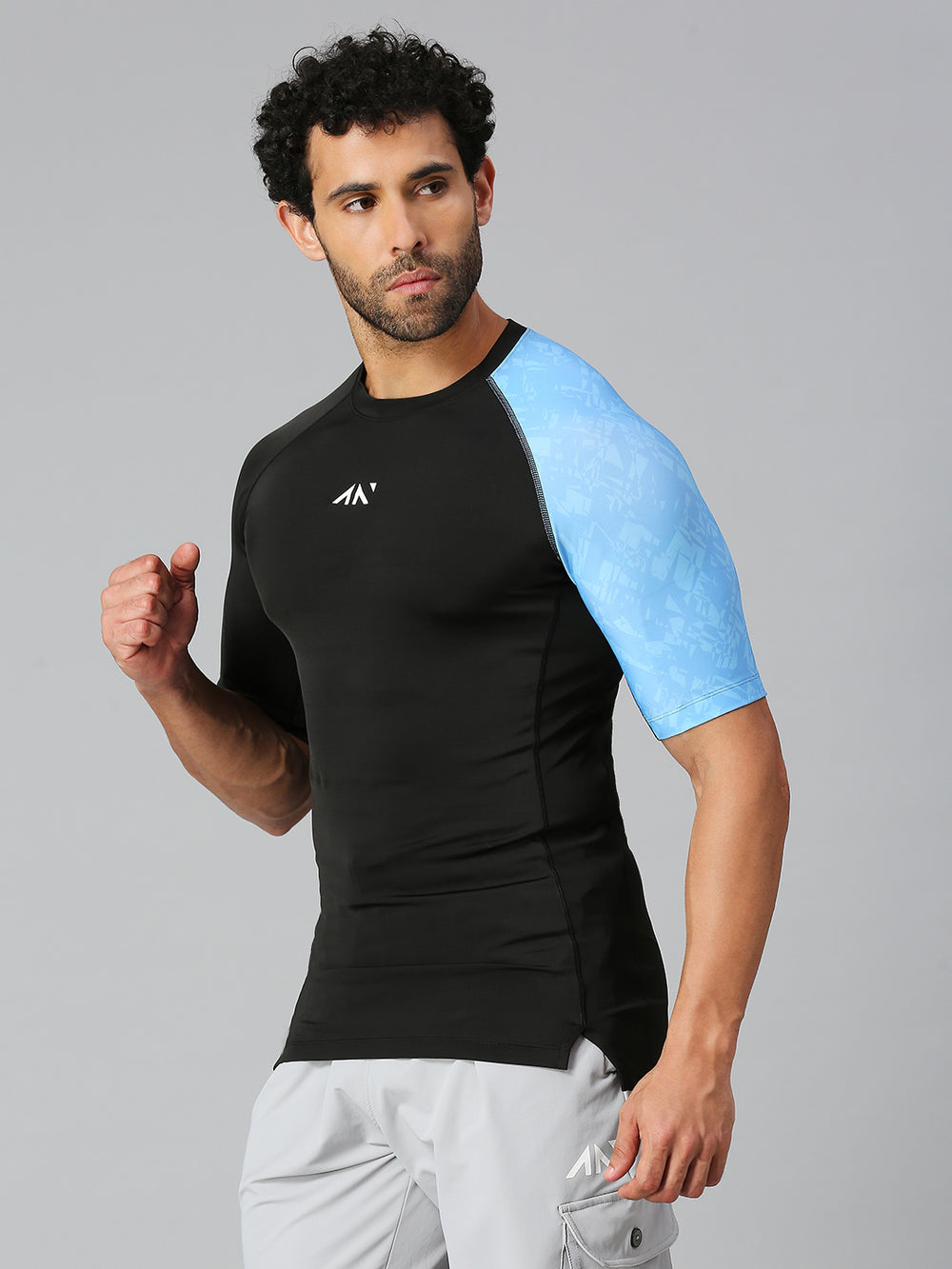 athletic half sleeve gym compression tshirt