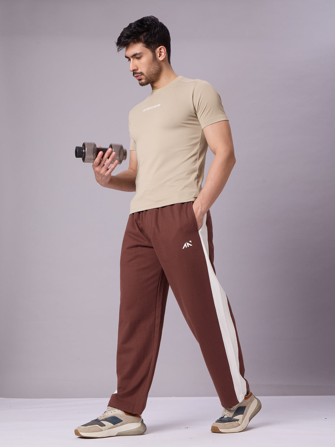 Straight Fit Panel Jogger (Brown)