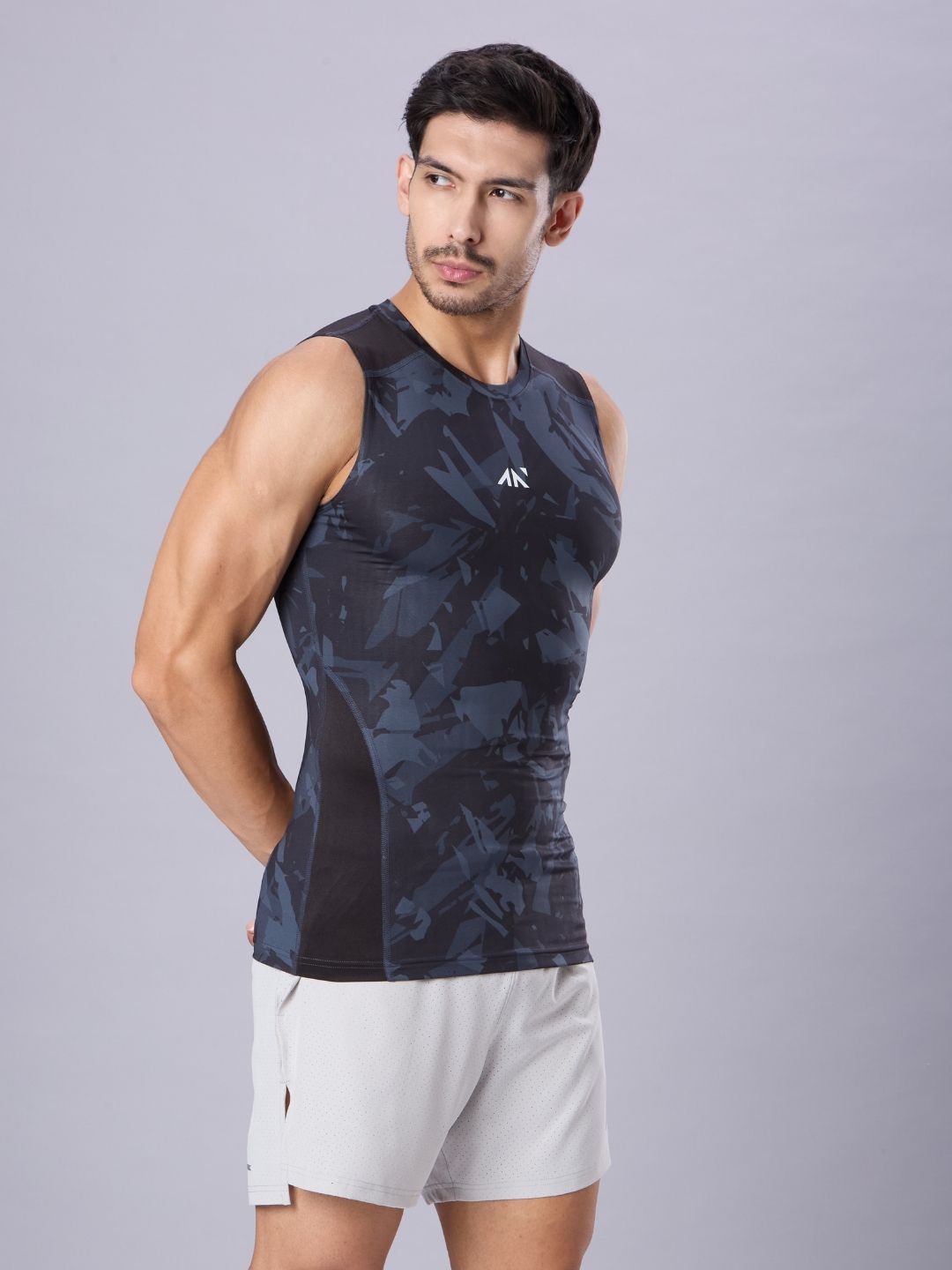 Critical Compression Vest Black Camo