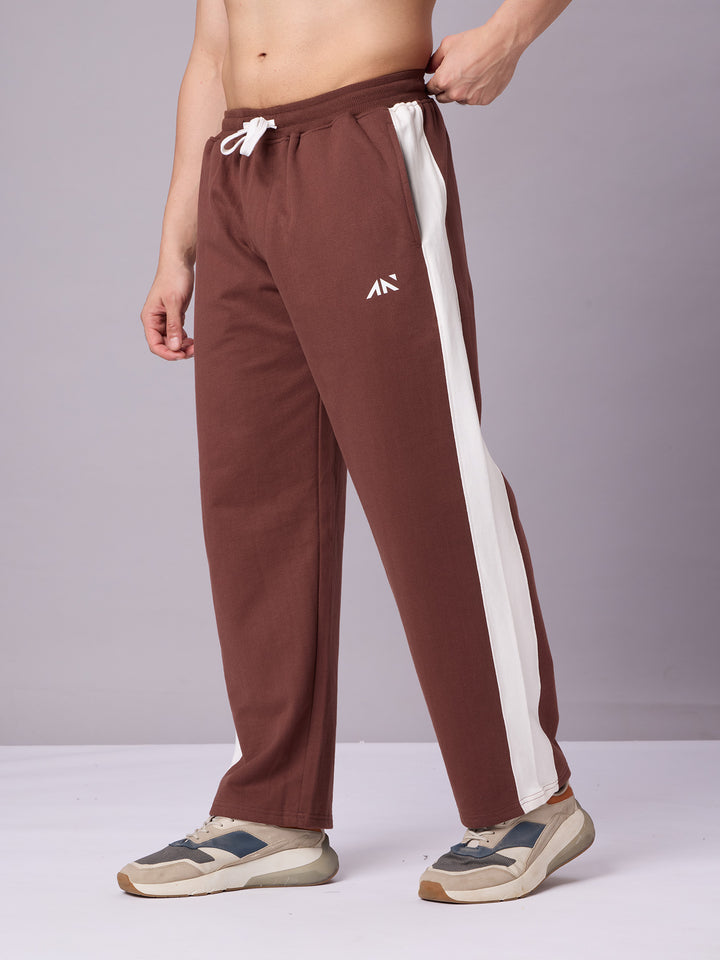 Straight Fit Panel Jogger (Brown)