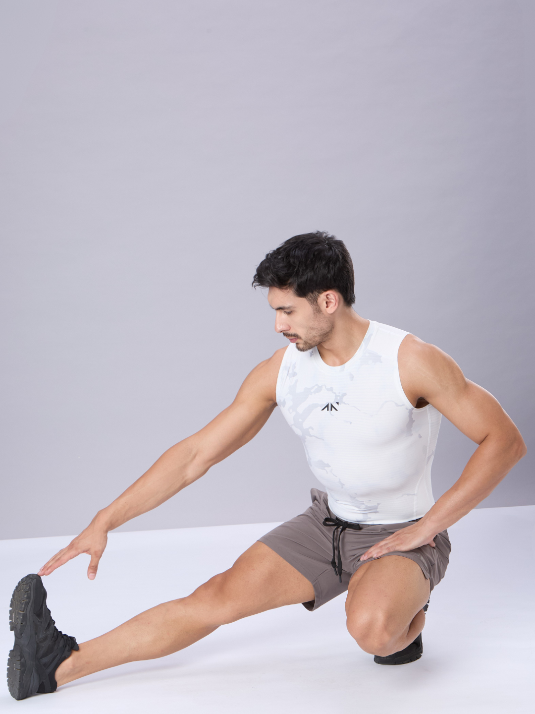 Critical Compression Vest White Camo