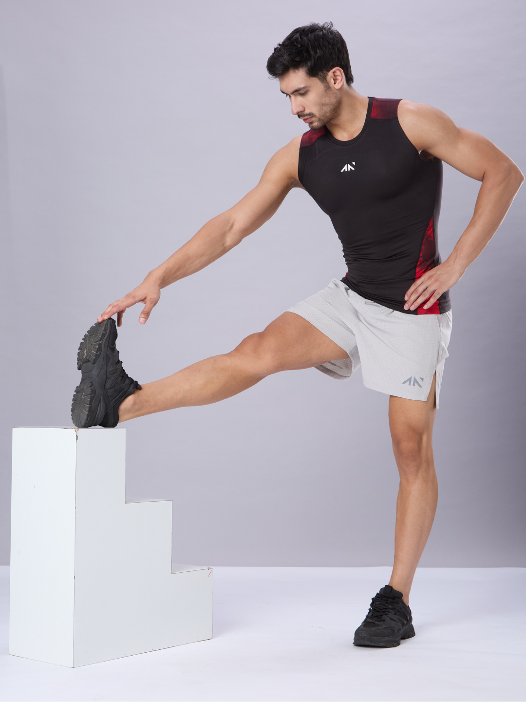 Critical Compression Vest Black Red