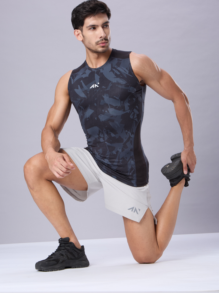 Critical Compression Vest Black Camo
