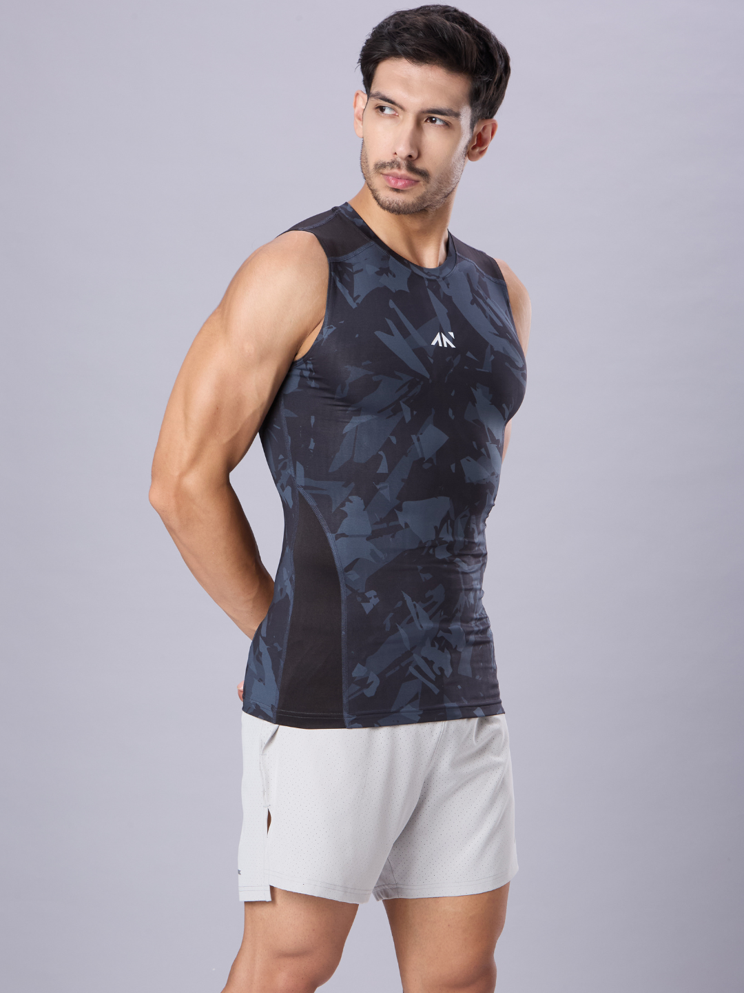 Critical Compression Vest Black Camo