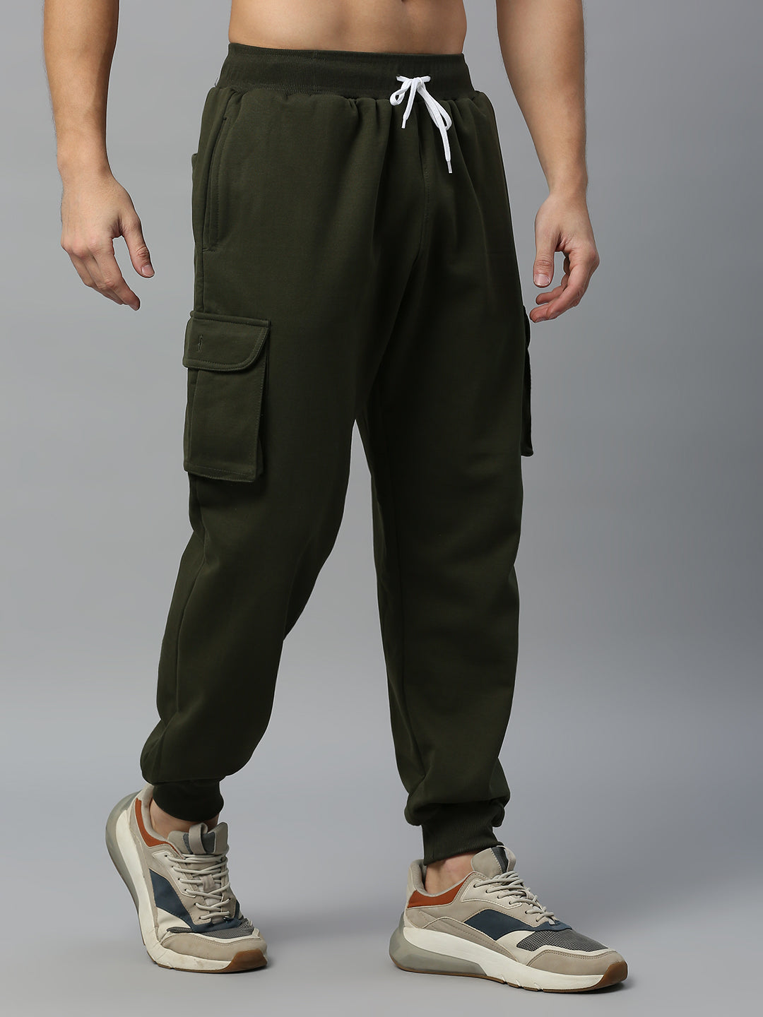 Shop Oversized Cargo Pants Online For Gym And Casual Wear