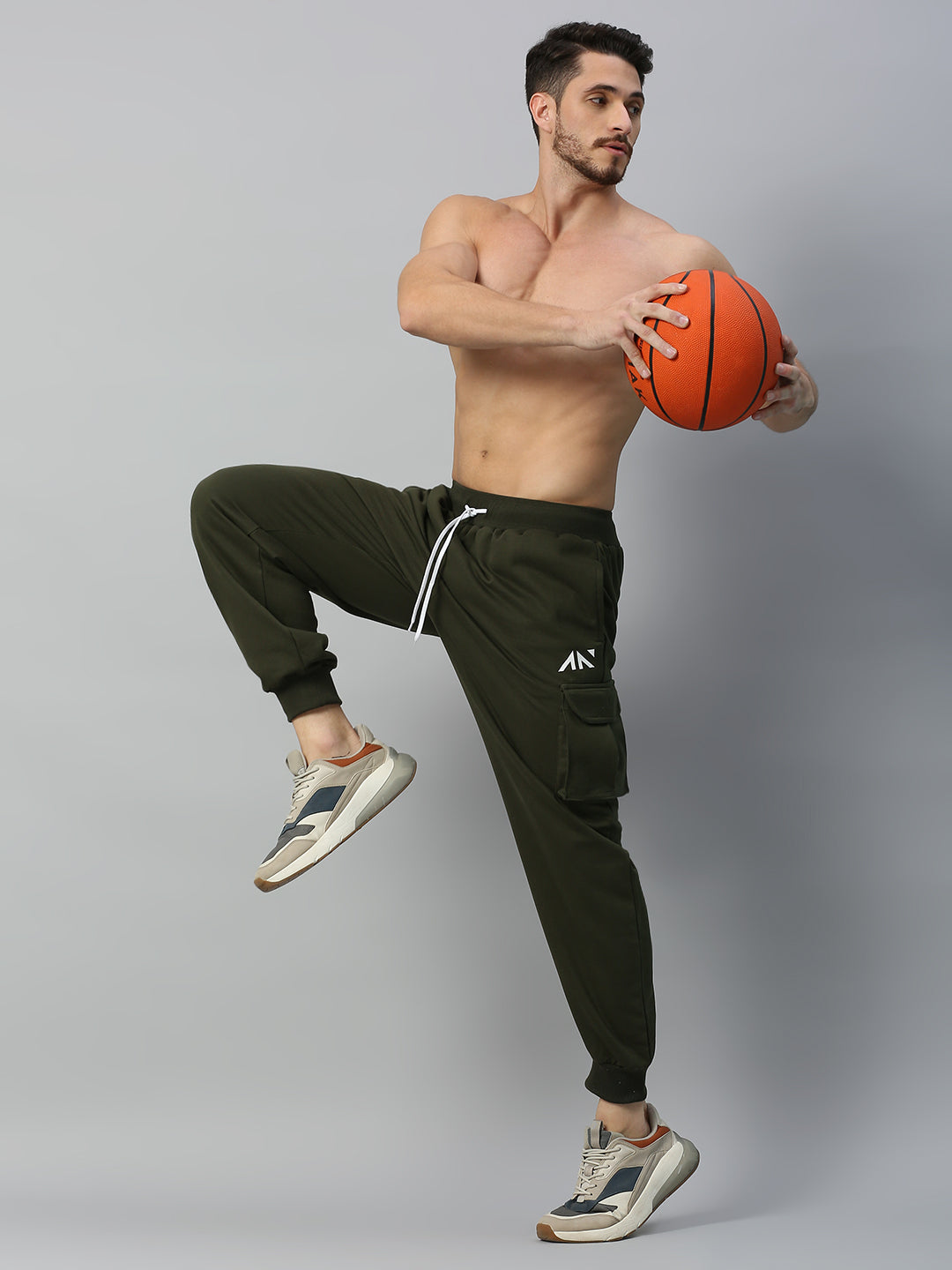 Shop Oversized Cargo Pants Online For Gym And Casual Wear
