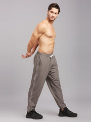 Featherlite Straight Fit Pant